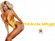 Victoria Silvstedt / Celebrities Female