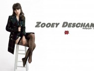 Zooey Deschanel / Celebrities Female