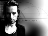 Download Guy Pearce / Celebrities Male
