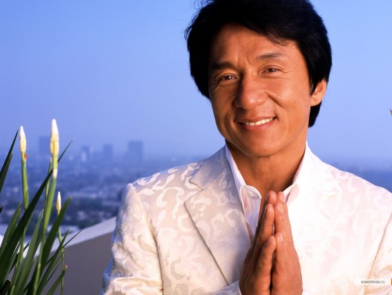 Free Send to Mobile Phone White coat Jackie Chan wallpaper num.7