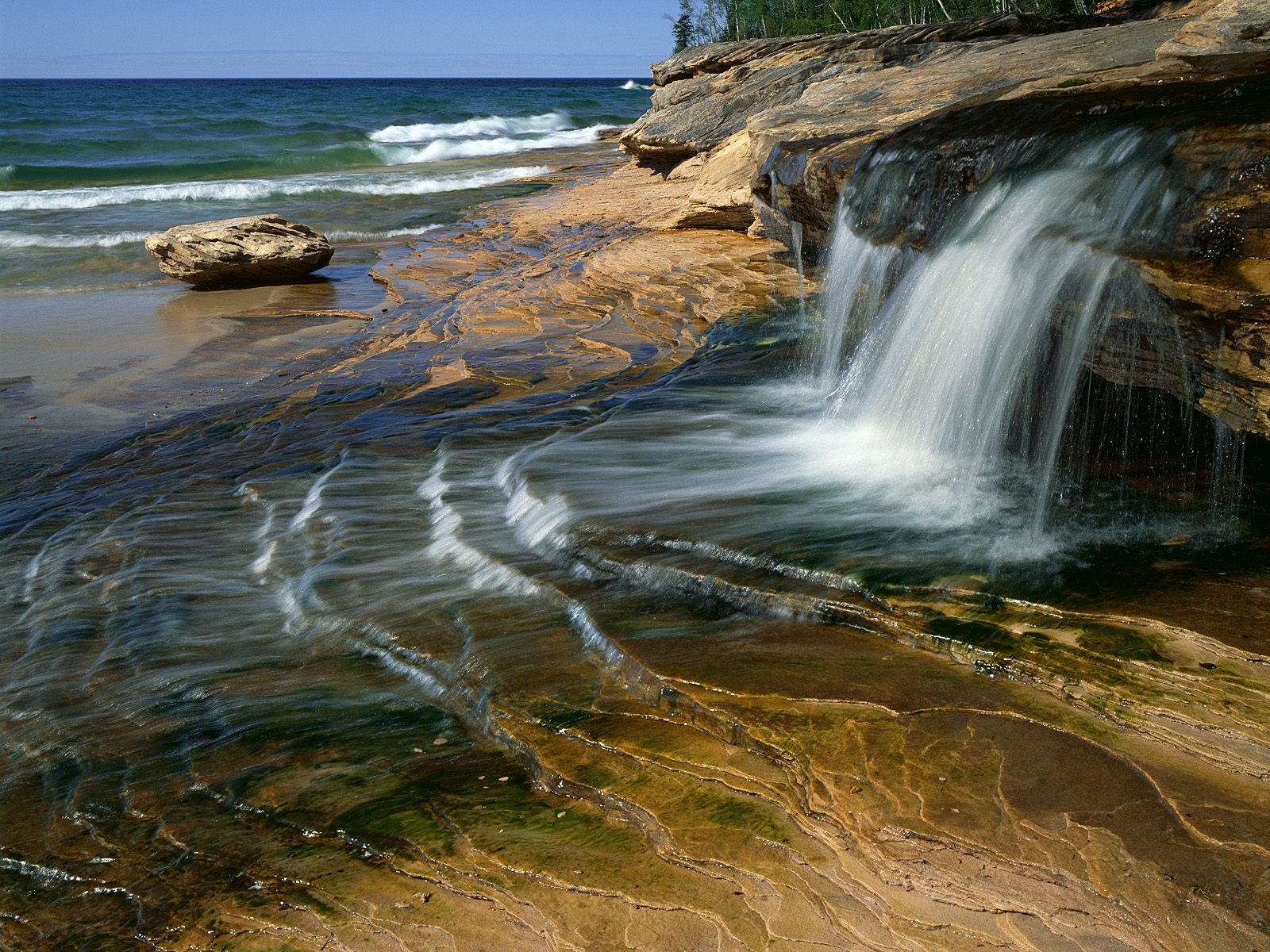 Download High quality Miners Beach, Lake Superior, Pictured Rocks National Lakeshore, Michigan Beaches wallpaper / 1600x1200