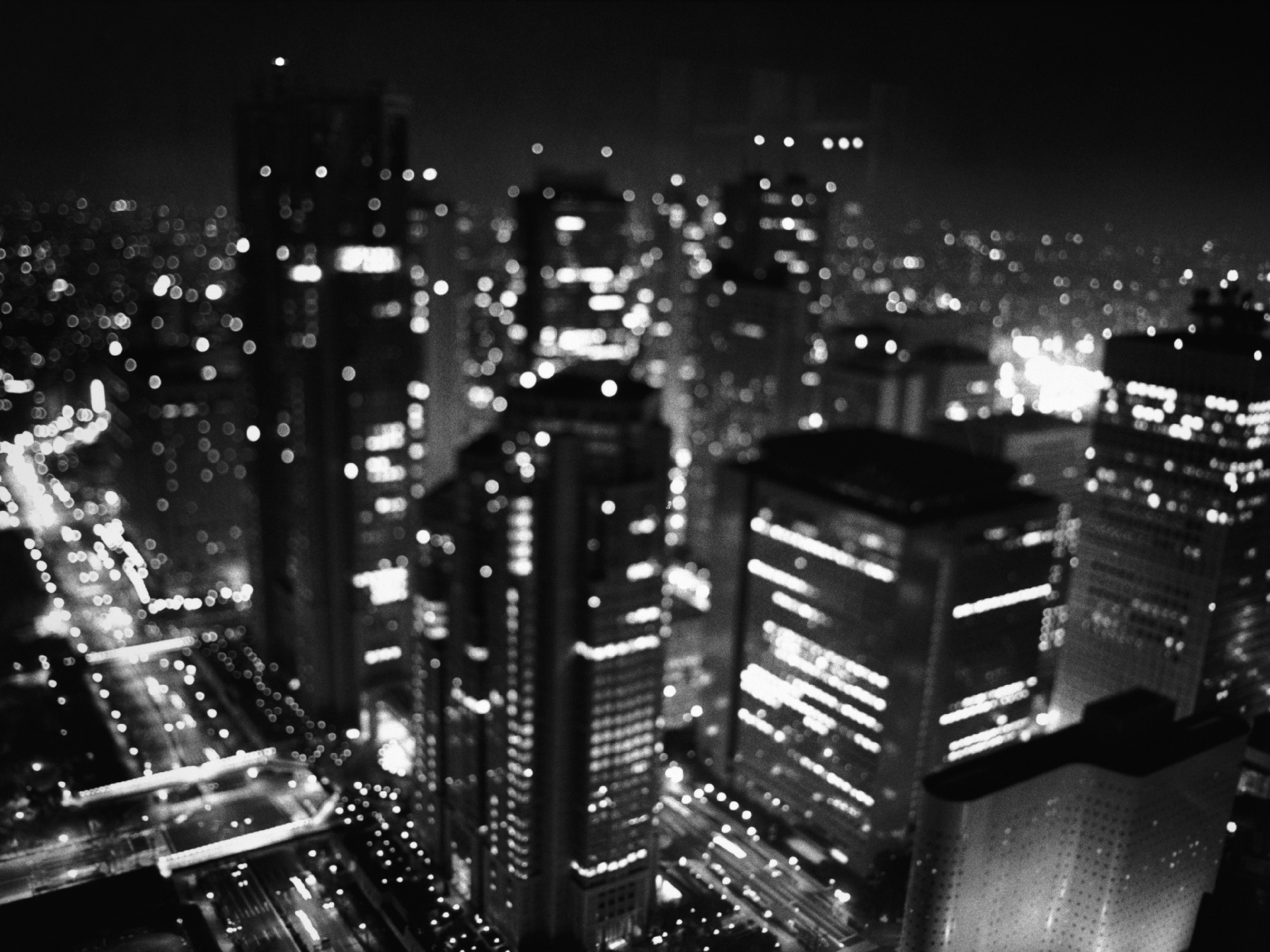 Download HQ Black and White Cities wallpaper / 1920x1440