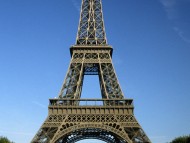 Eiffel Tower / Cities