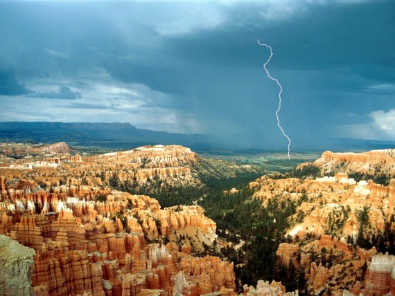 Free Send to Mobile Phone Western Front, Bryce Canyon National Park, Utah Forces of Nature wallpaper num.32