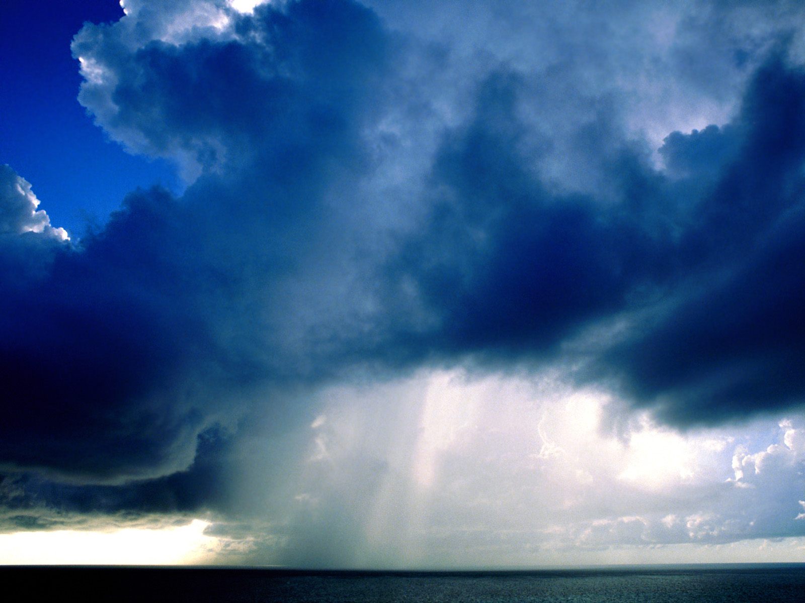 Download full size Cloudburst Forces of Nature wallpaper / 1600x1200