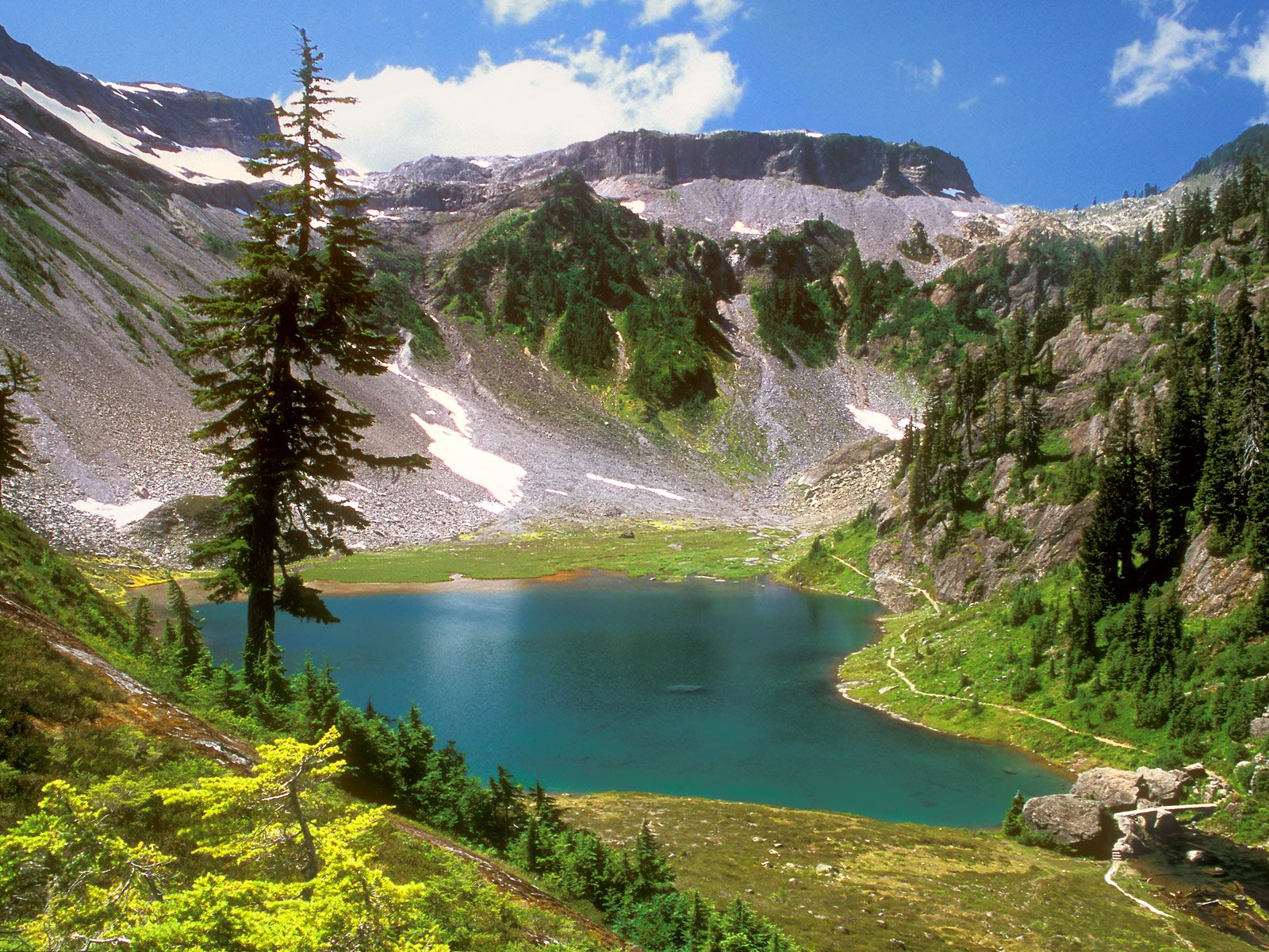 Download High quality Alpine Jewel, Bagley Lake, Mount Baker Wilderness, Washington, Mountain's Valley Lakes wallpaper / 1600x1200