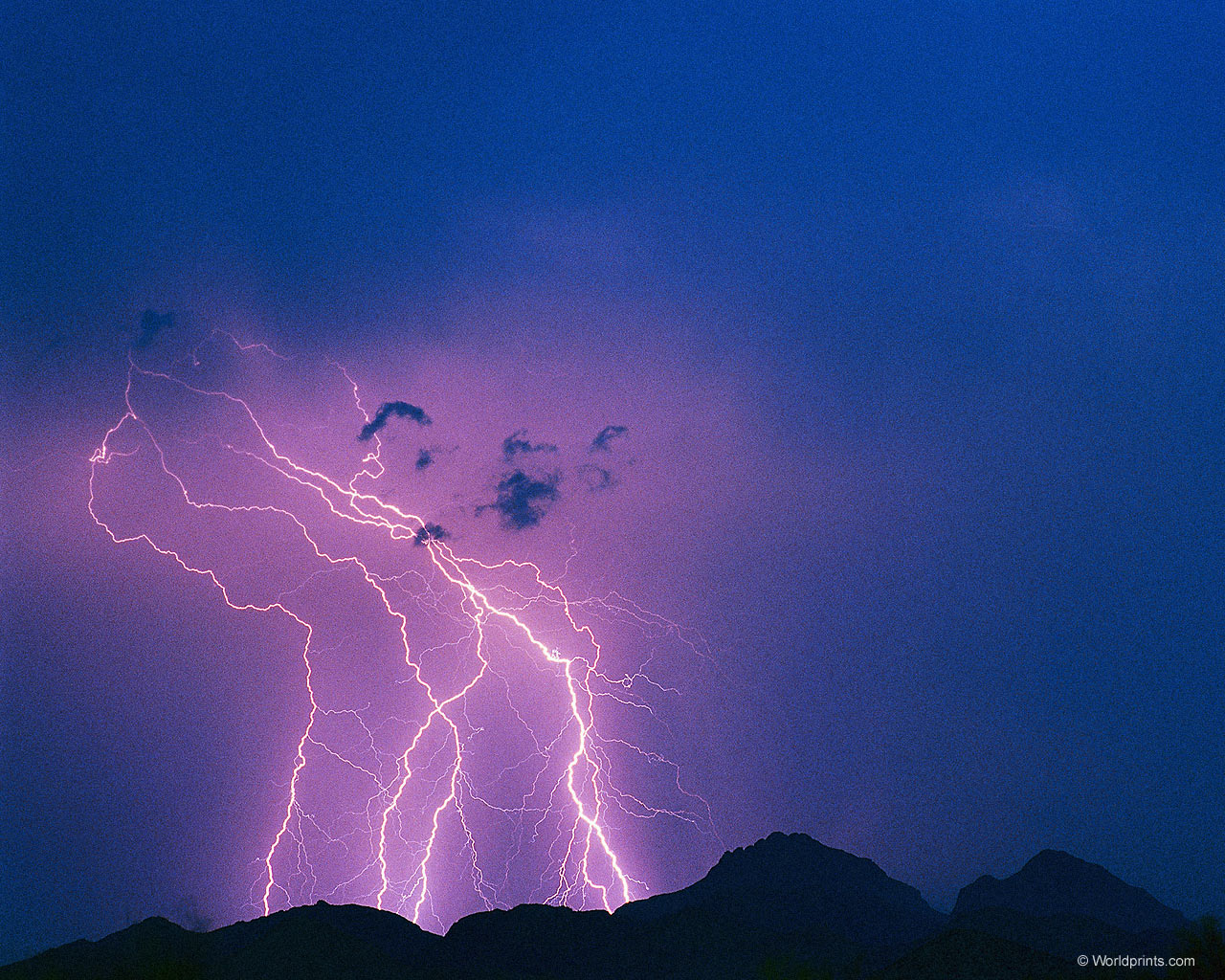 Download High quality Lightnings wallpaper / Nature / 1280x1024