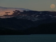 Lake Pehoe, Patagonia / Mountains