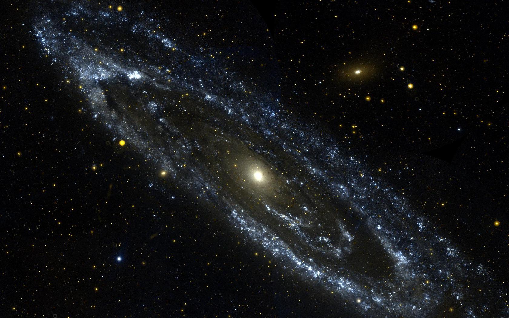 Download HQ Andromeda Galaxy Space wallpaper / 1680x1050