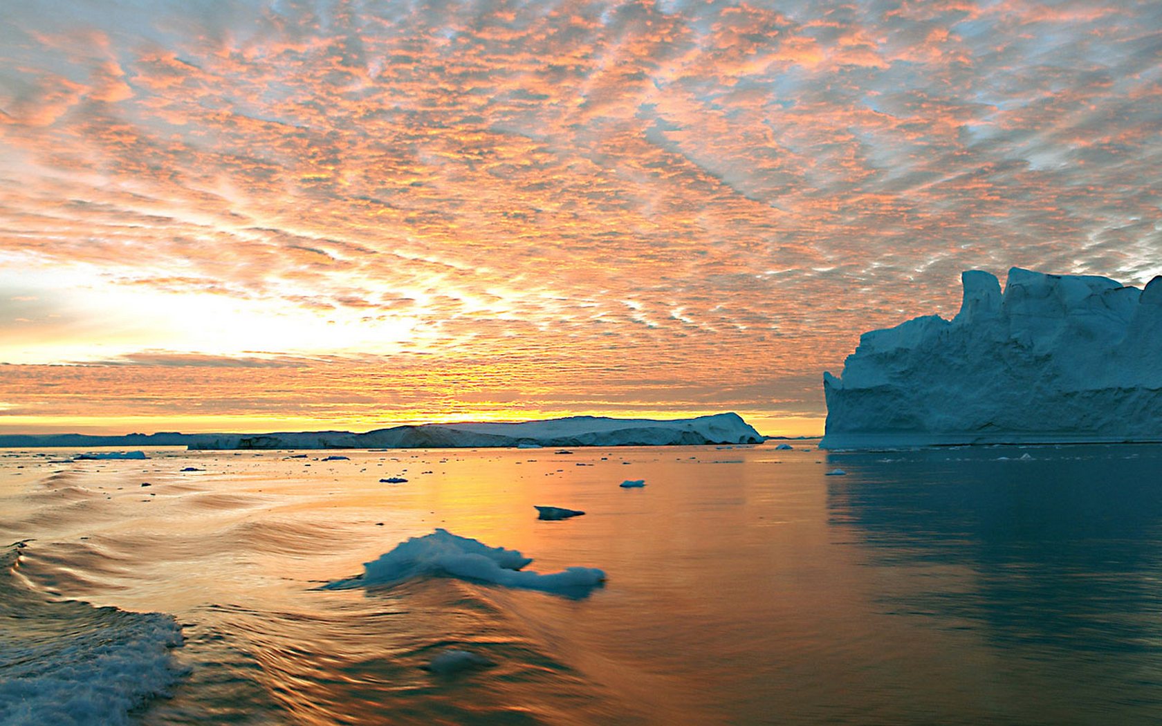 Download HQ Groenland's Iceberg Sunset wallpaper / 1680x1050