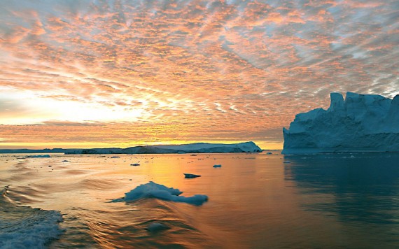 Free Send to Mobile Phone Groenland's Iceberg Sunset wallpaper num.156