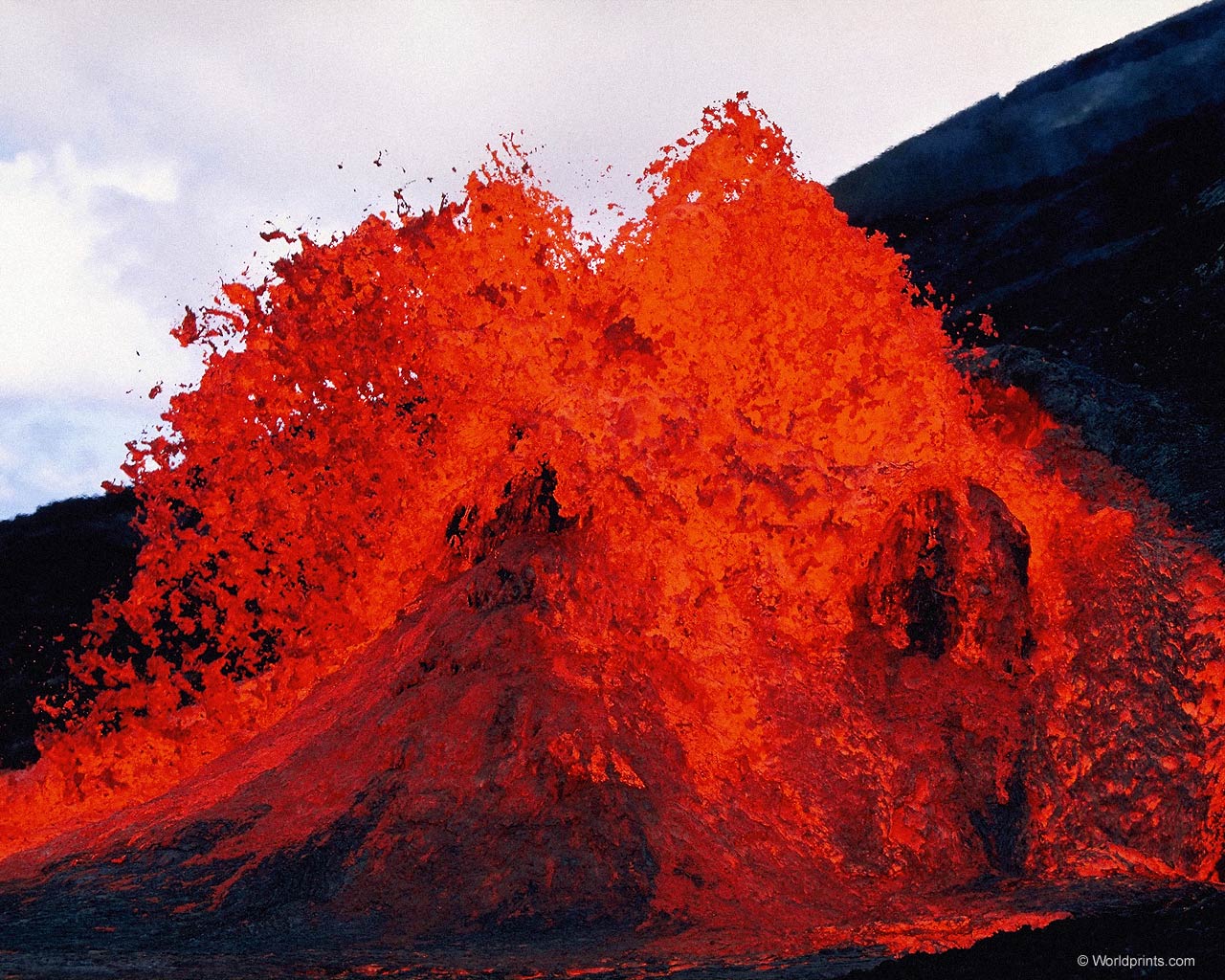 Download full size Volcanos wallpaper / Nature / 1280x1024