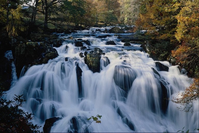 Download Waterfalls / Nature wallpaper / 768x512