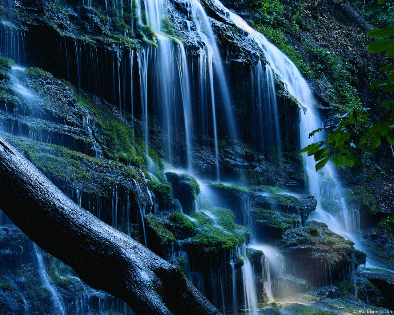 Download HQ Waterfalls wallpaper / Nature / 1280x1024