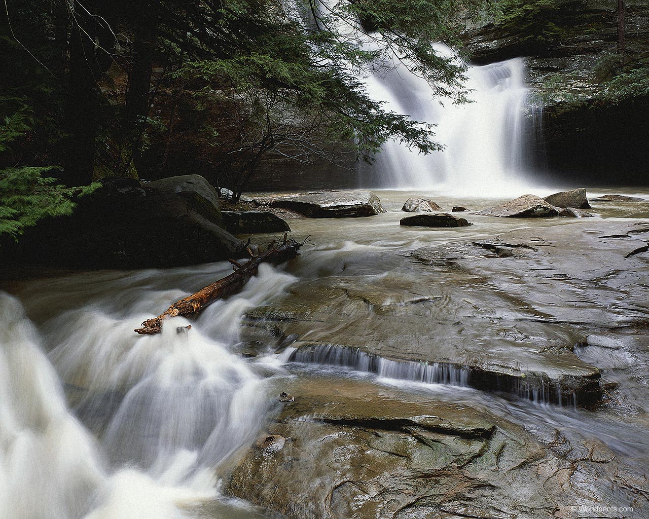 Download full size Waterfalls wallpaper / Nature / 1280x1024