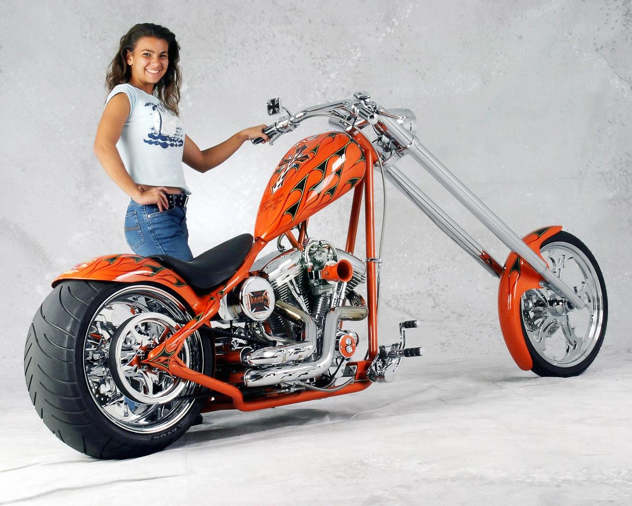 Download High quality Girls & Motorcycles wallpaper / People / 1280x1024