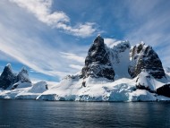 Download Icebergs / Nature