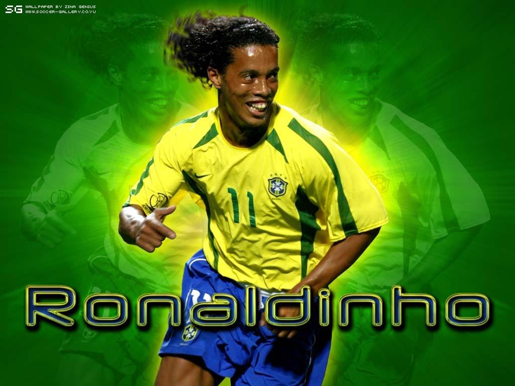 Full size Ronaldinho Football wallpaper / 1024x768