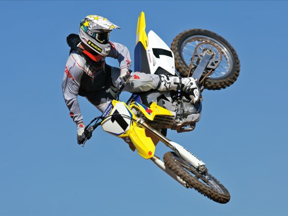 Free Send to Mobile Phone tricks in the air Motocross wallpaper num.21