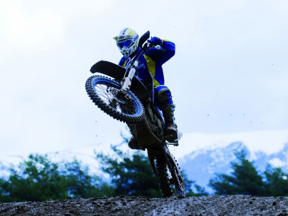 Free Send to Mobile Phone Motocross Sports wallpaper num.39