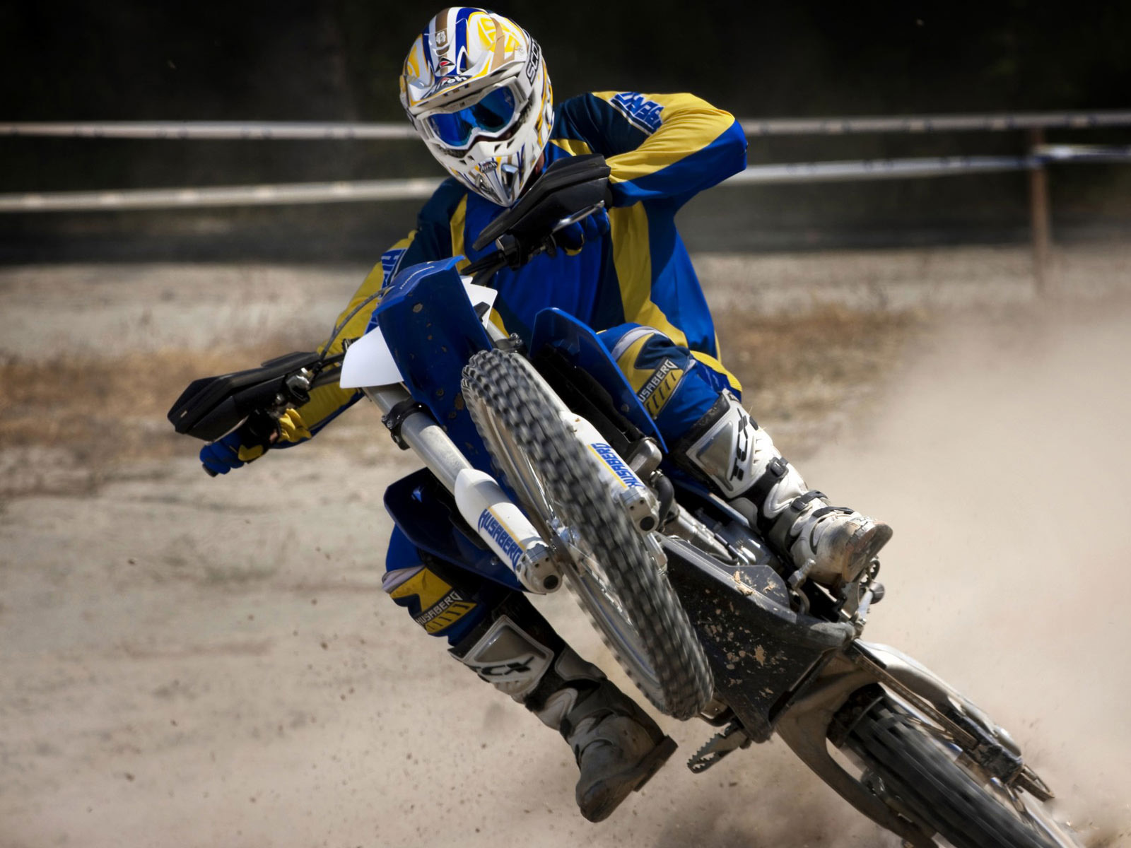 Download HQ Motocross wallpaper / Sports / 1600x1200