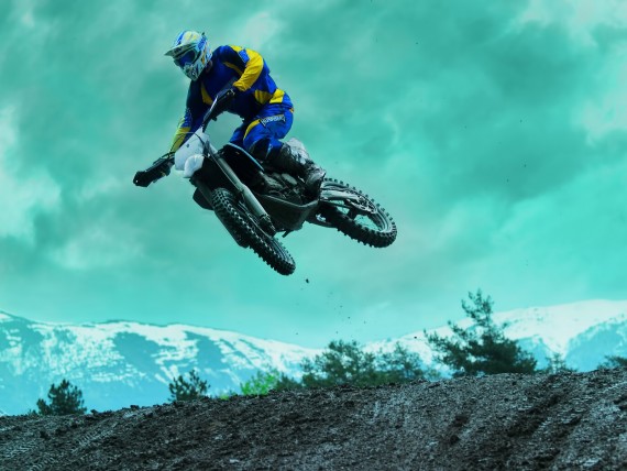 Free Send to Mobile Phone Motocross Sports wallpaper num.38