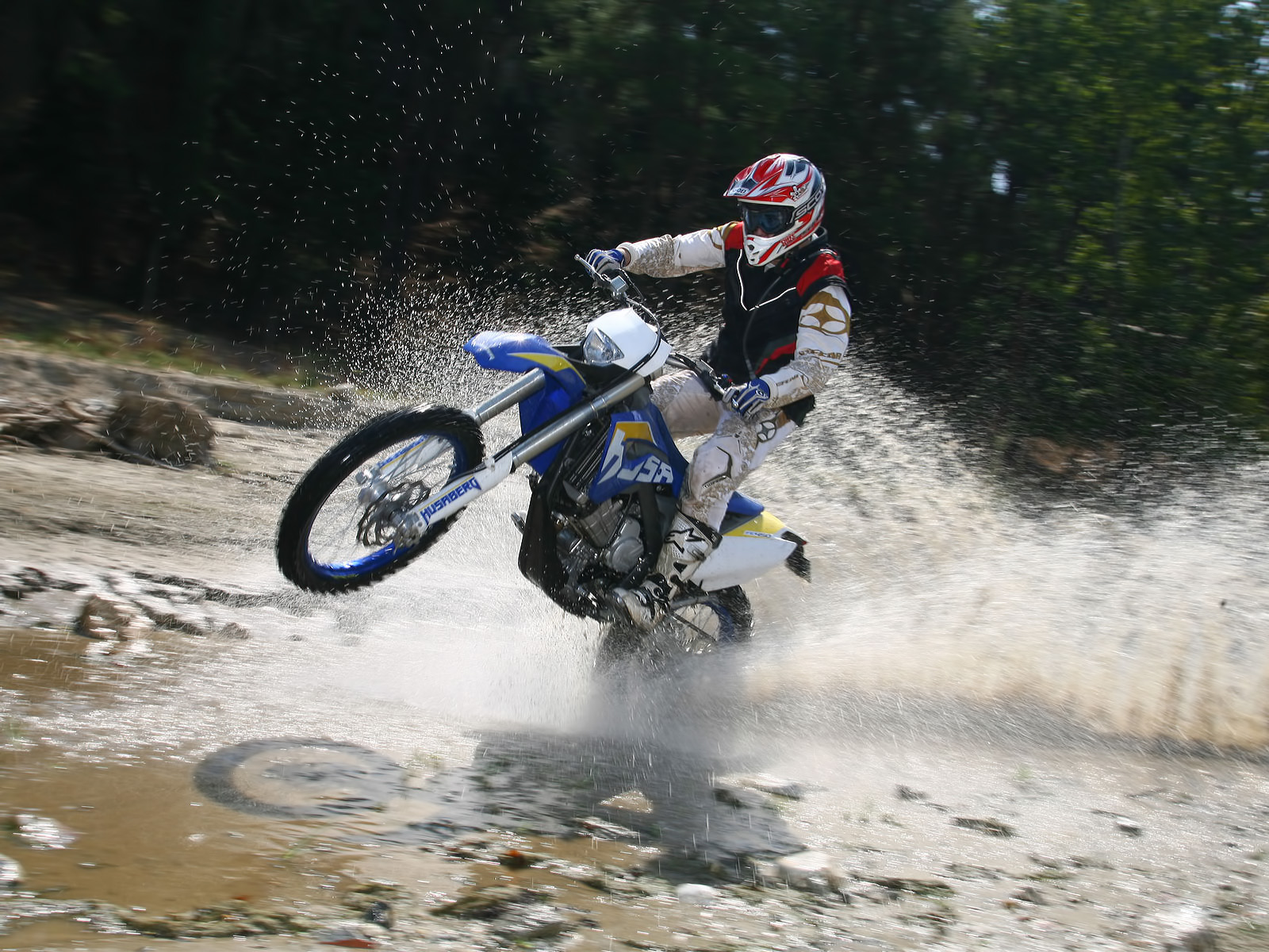 Download full size Motocross wallpaper / Sports / 1600x1200