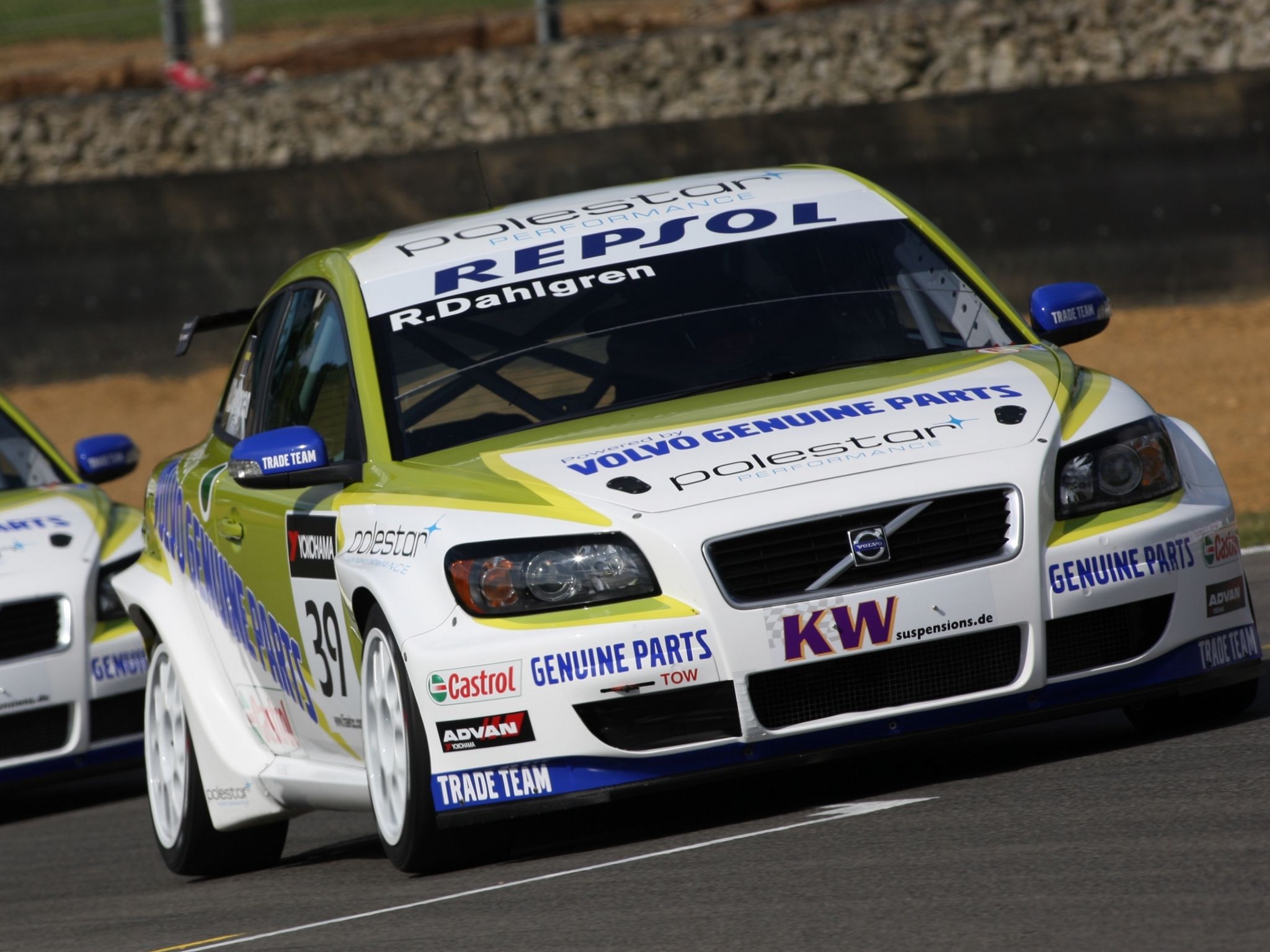 Download full size white Volvo Racing Cars wallpaper / 2048x1536