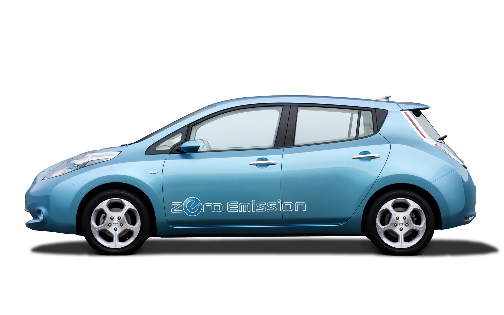 Download High quality Zero Emission LEAF blue side Nissan wallpaper / 1920x1200