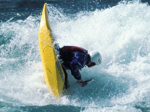 Free Send to Mobile Phone Water Slalom Sports wallpaper num.8