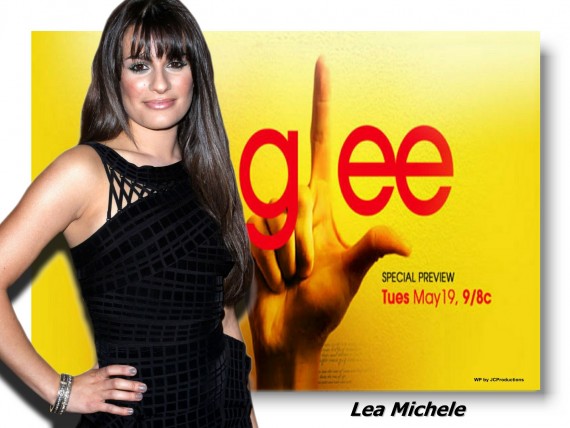 Free Send to Mobile Phone Glee, Britney S Pierce, heather morris, lea michele, music, choir, fox 5, dianna agron Glee wallpaper num.5