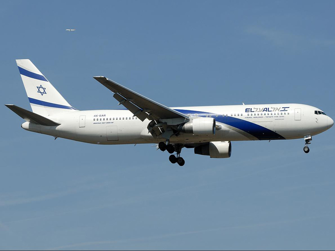 Download Israel Civilian Aircraft wallpaper / 1152x864