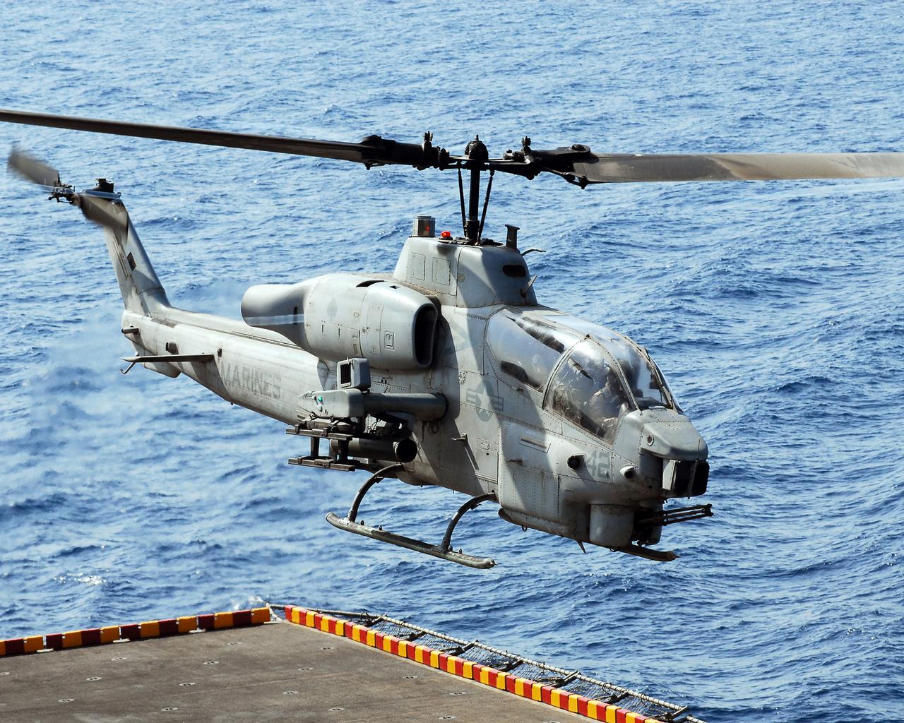 Download High quality marines Helicopter wallpaper / 1280x1024