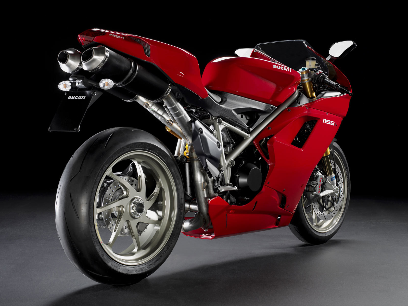 Download HQ red Ducati 1198s Motorcycle wallpaper / 1600x1200