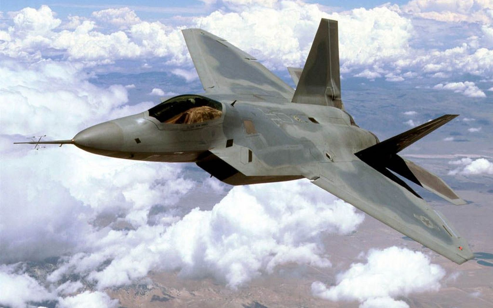 Download full size F-22 Raptor Military Airplanes wallpaper / 1680x1050