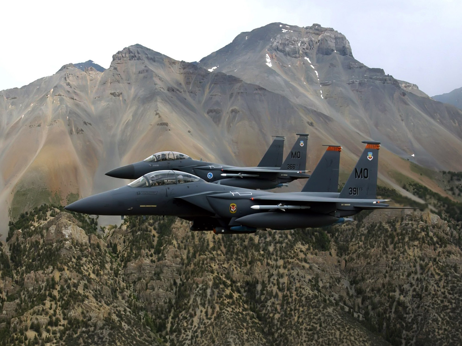 Download HQ Mountain Military Airplanes wallpaper / 1600x1200