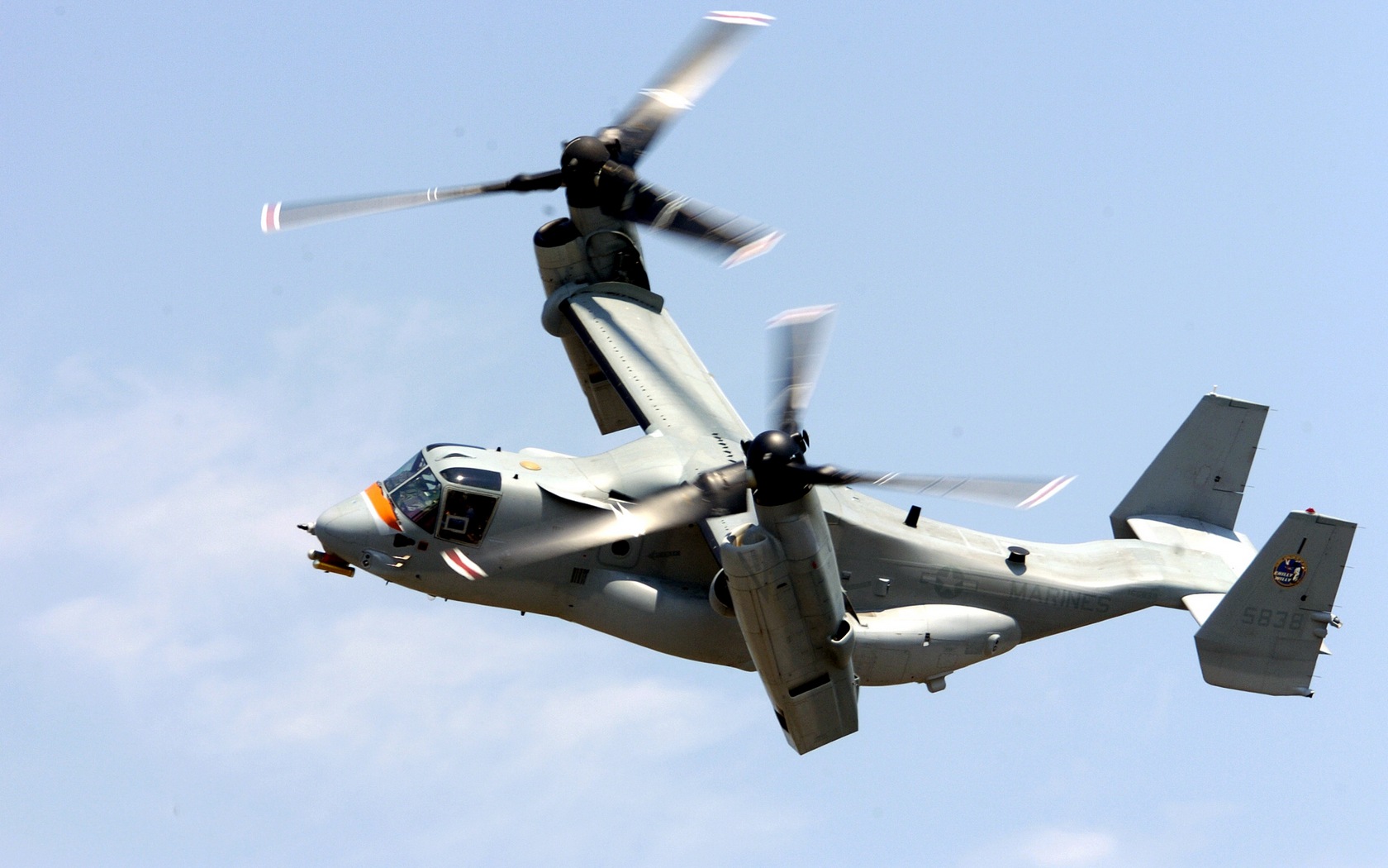 Download full size MV-22 Osprey Helicopter wallpaper / 1680x1050