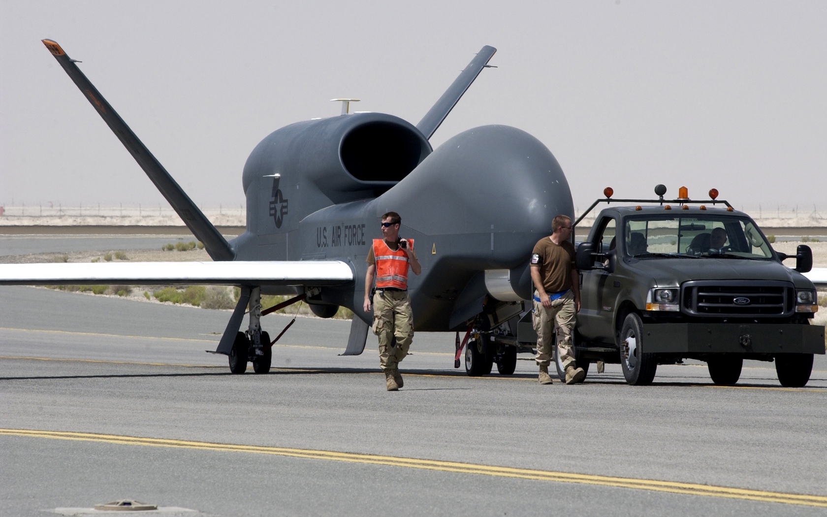 Download HQ Globalhawk Unmanned Aicraft Military Airplanes wallpaper / 1680x1050