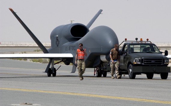 Free Send to Mobile Phone Globalhawk Unmanned Aicraft Military Airplanes wallpaper num.243