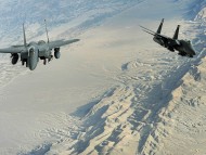 Maneuvering aircraf / Military Airplanes