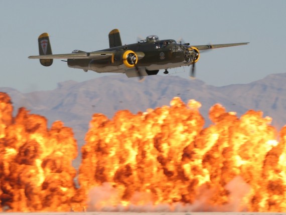 Free Send to Mobile Phone Fire Military Airplanes wallpaper num.298