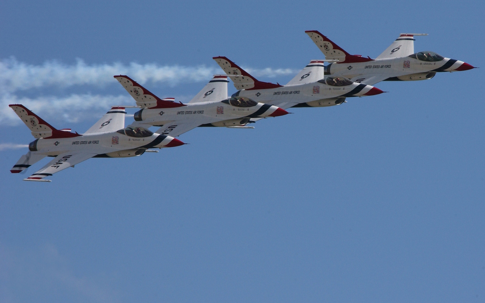 Download full size F-16 Fighting Falcons U.S. Air Force\'s Thunderbirds Military Airplanes wallpaper / 1680x1050