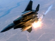 F-15E Strike Eagle pops flairs / Military Airplanes