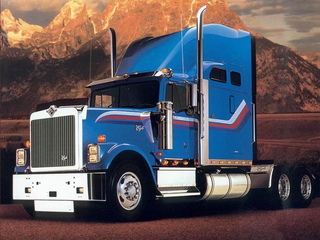 Download Trucks / Vehicles wallpaper / 1024x768