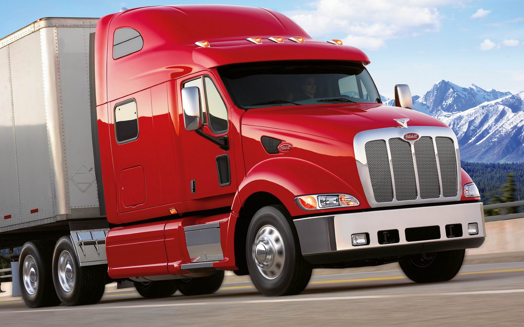 Download full size Trucks wallpaper / Vehicles / 1680x1050