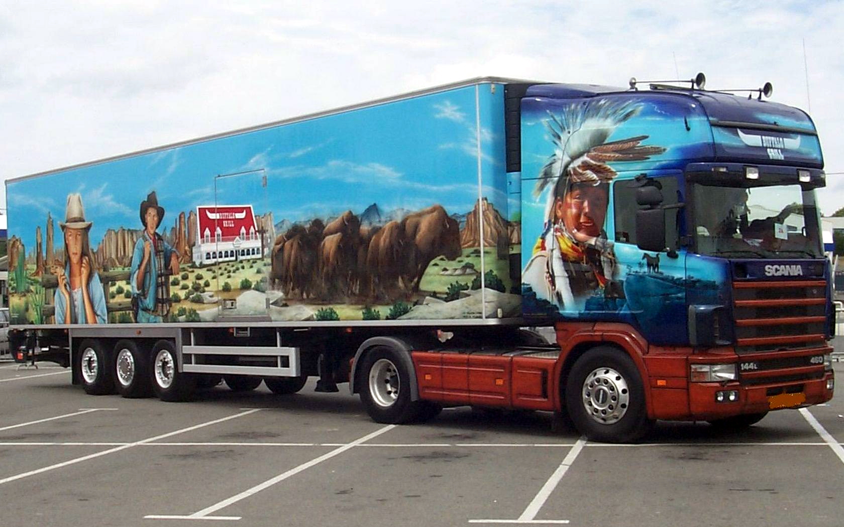 Download HQ Trucks wallpaper / Vehicles / 1680x1050
