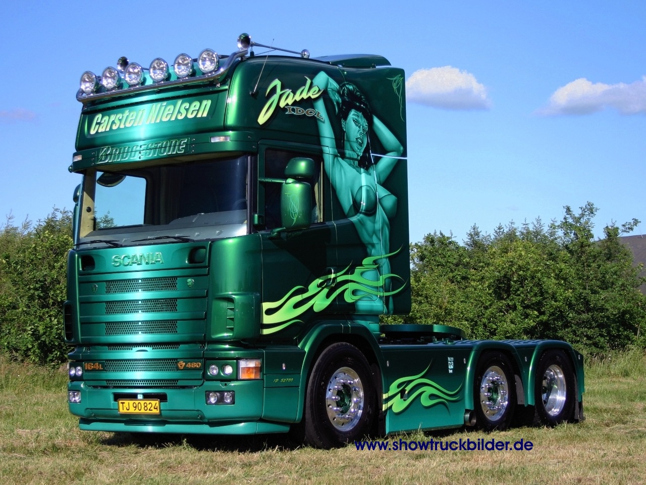 Download full size green trailer Scania Trucks wallpaper / 1280x960